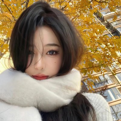 推动摇篮的手